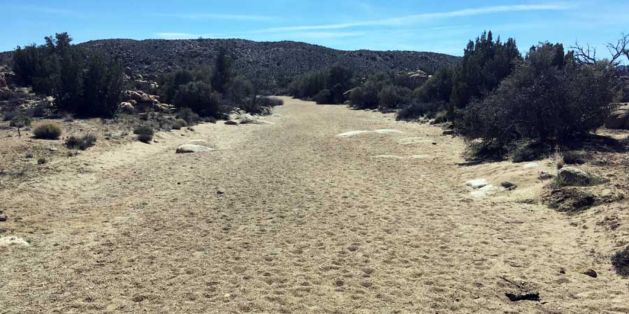 Large wash on the way to Lucky Boy Vista