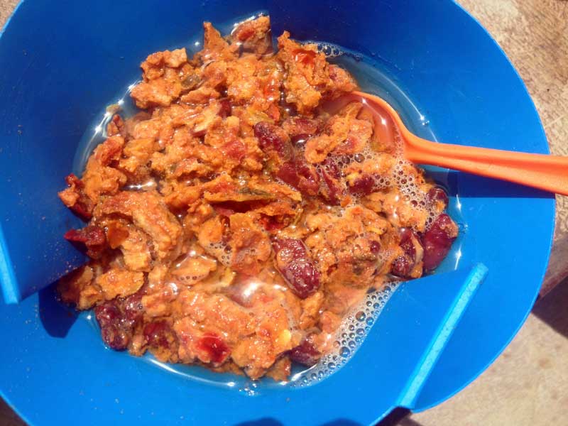Chili incorporating with water